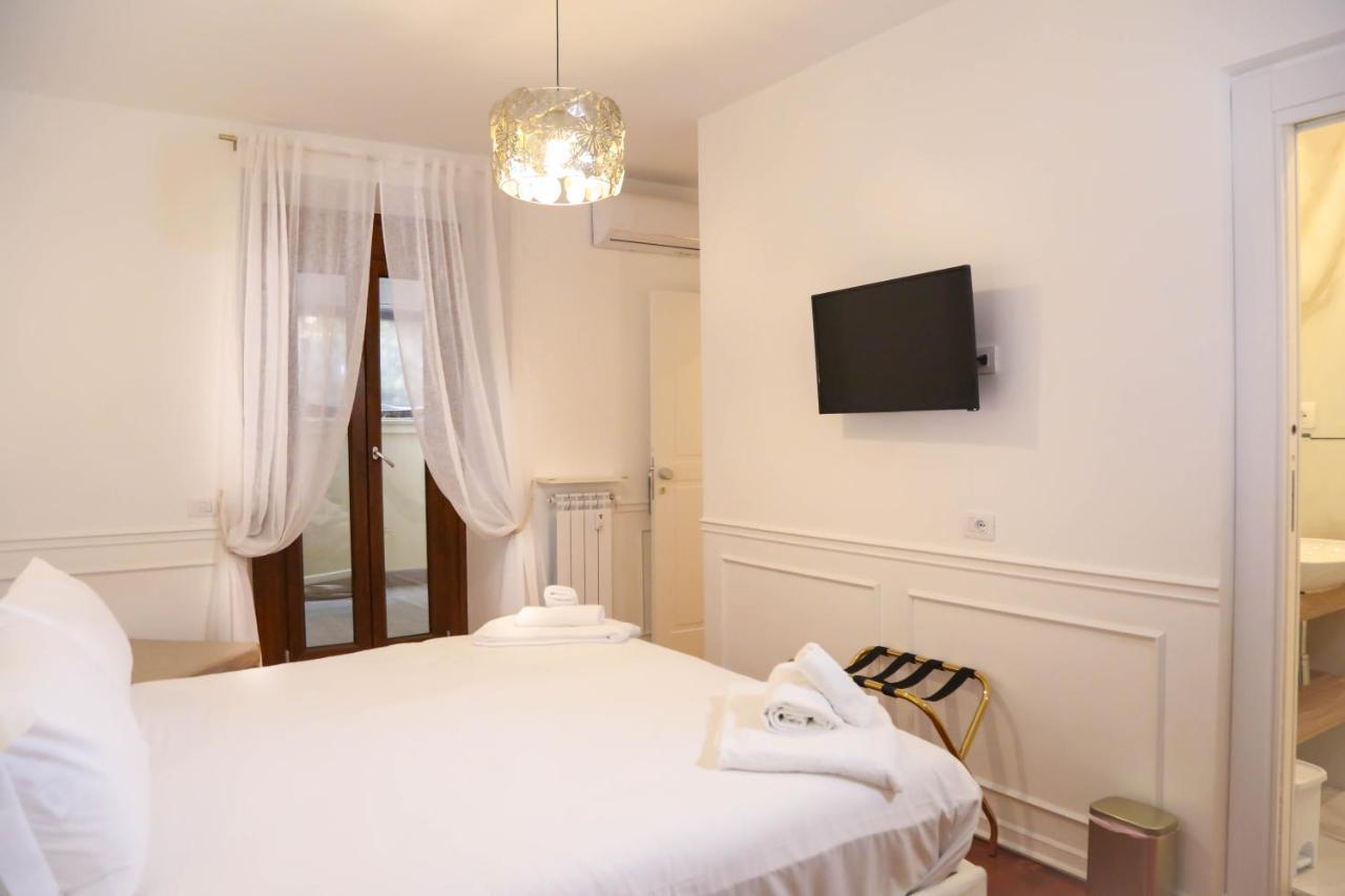 Mama House Roma Bed & Breakfast Bagian luar foto